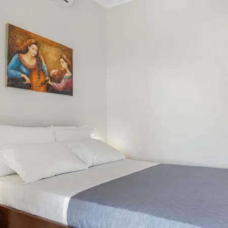 Ameli , Spacious With Mountain View, Lefkada Dragano