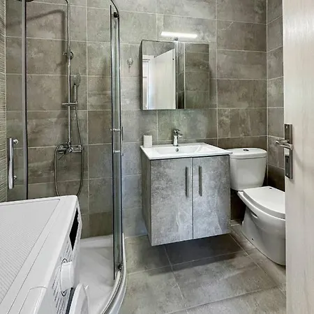 شقة Ameli , Spacious With Mountain View, Lefkada *