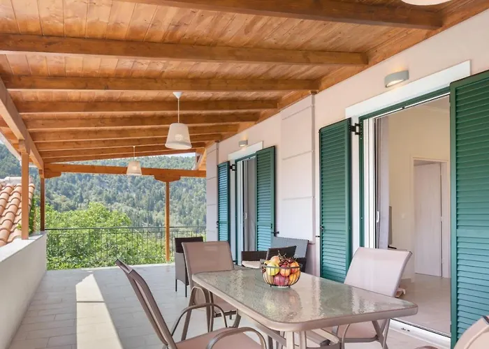 公寓 Ameli , Spacious With Mountain View, Lefkada *