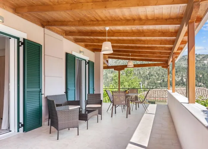 Ameli , Spacious With Mountain View, Lefkada Apartmán