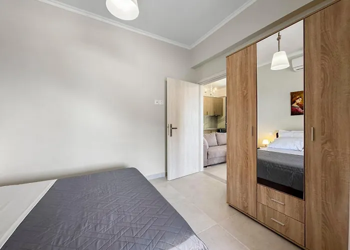 Ameli , Spacious With Mountain View, Lefkada 公寓 *